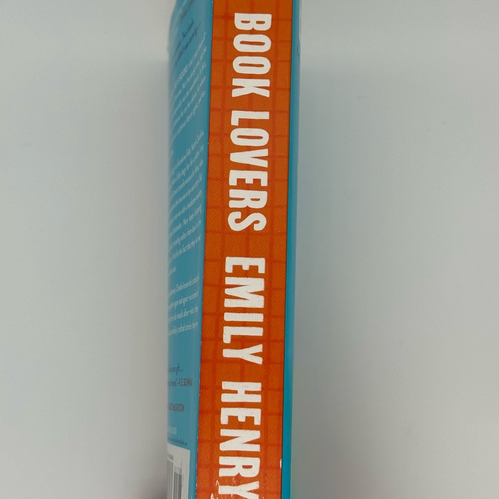 Book Lovers by Emily Henry - Picture 3 of 3